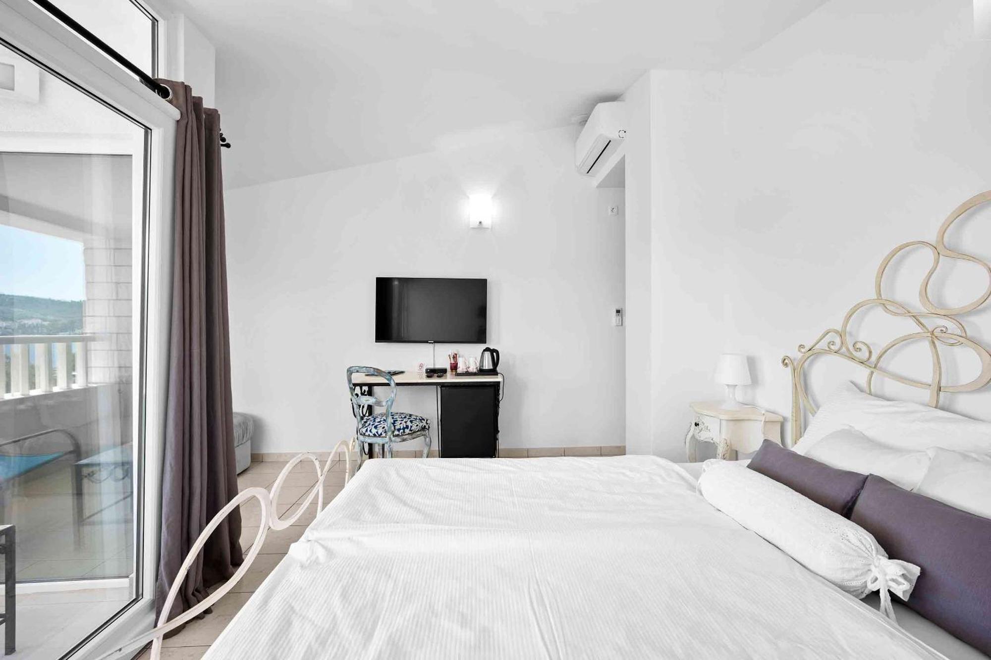Boutique Guesthouse Sveti Petar, On The Beach, Heated Pool & Boat Berth - Adult Only Necujam Room photo